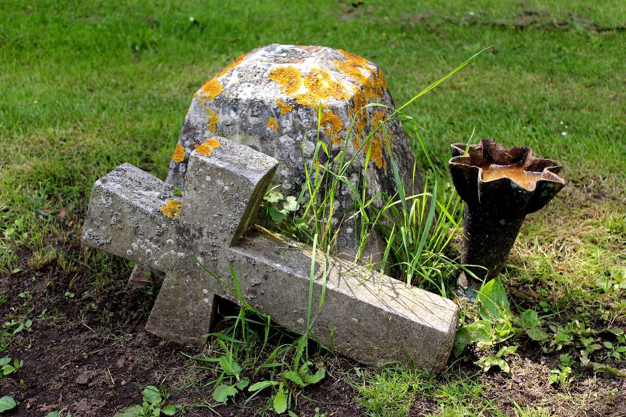 cross cemetery graveyard free photo