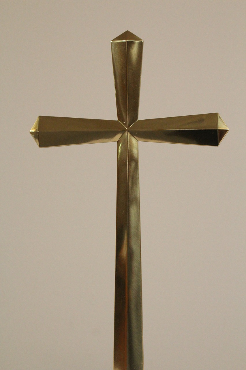 cross gold crucifix free photo