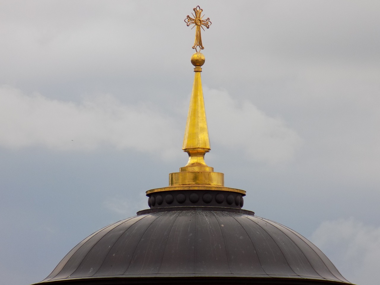 cross  dome  dome of the cathedral free photo