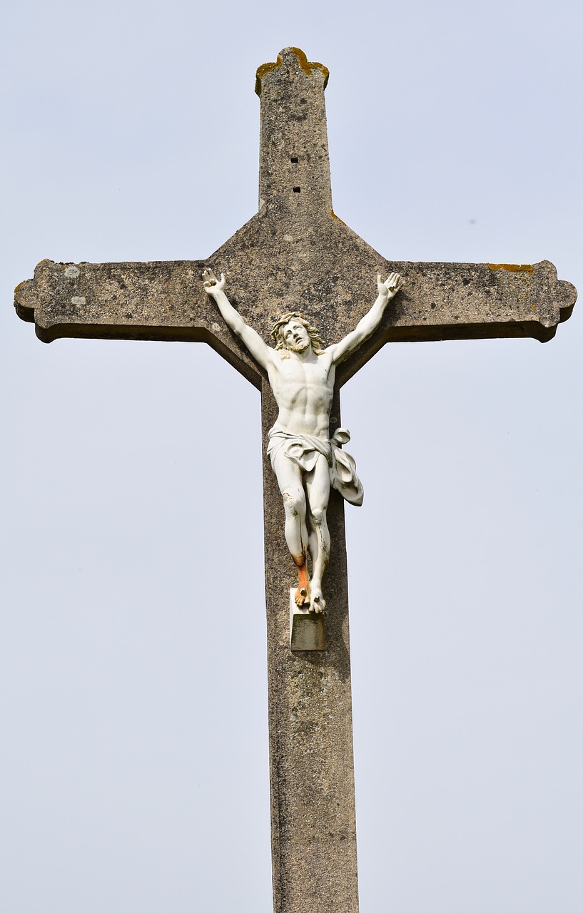 cross  christ  jesus on the cross free photo