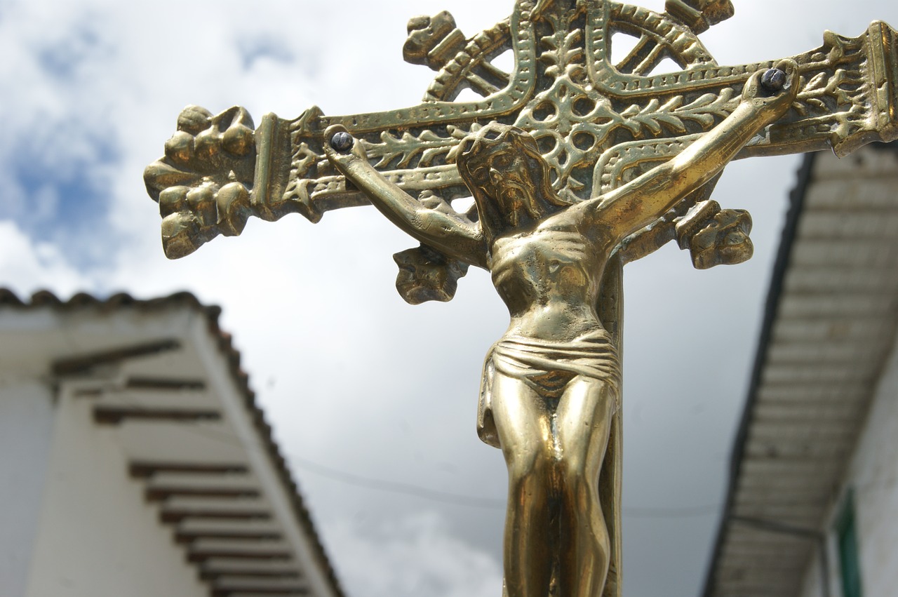 cross christ religion free photo