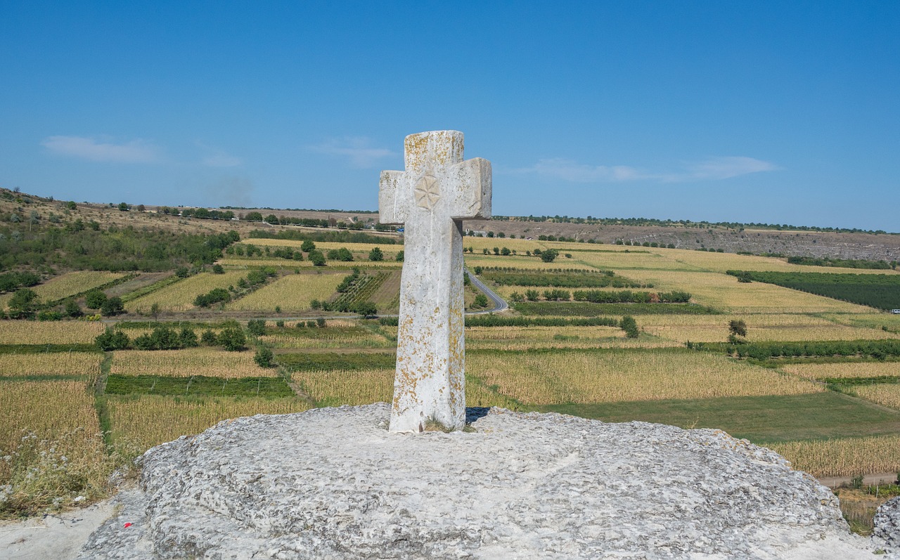 cross stone cross skit free photo