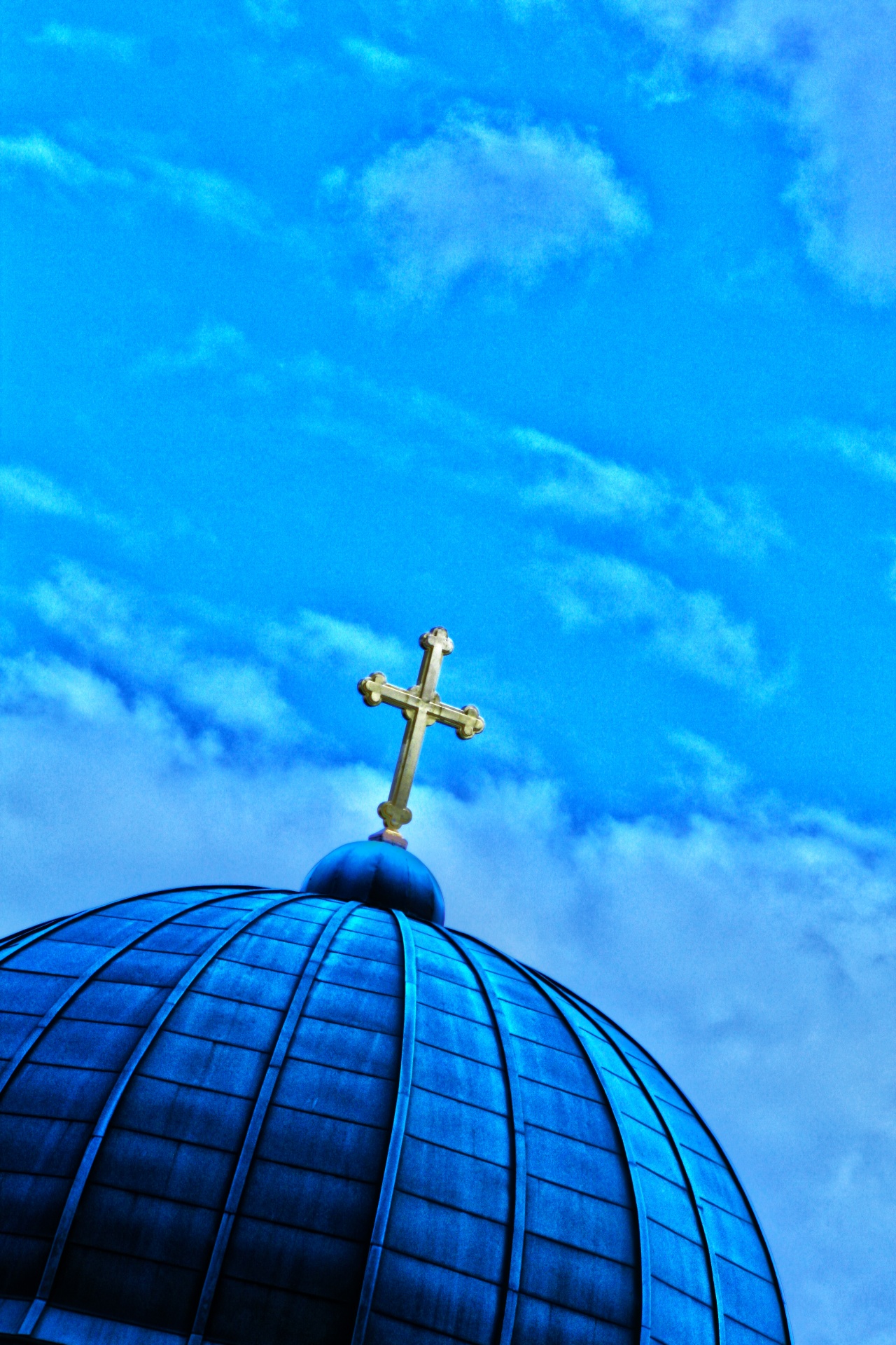 cross dome church free photo