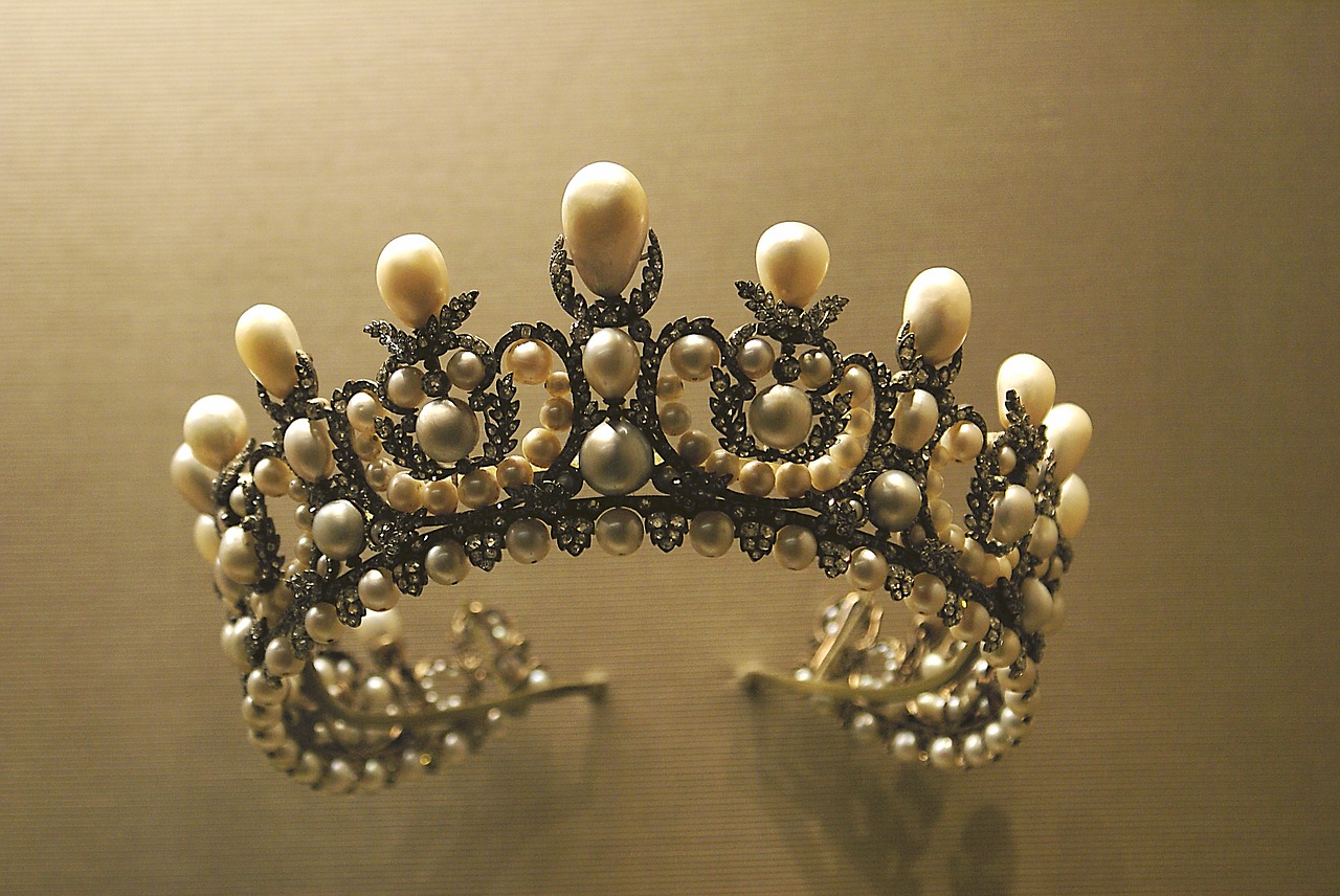 crown diadem jewelry free photo