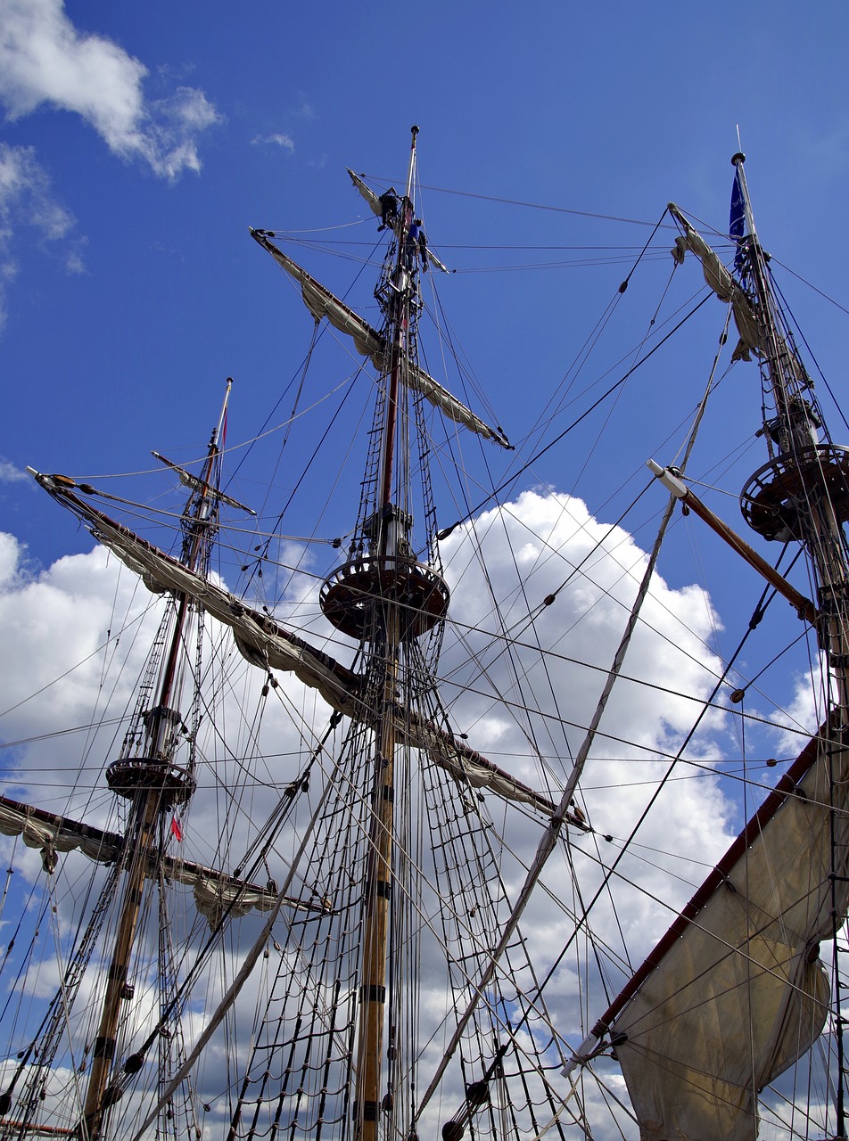 crow's nest sailing ship you have free photo