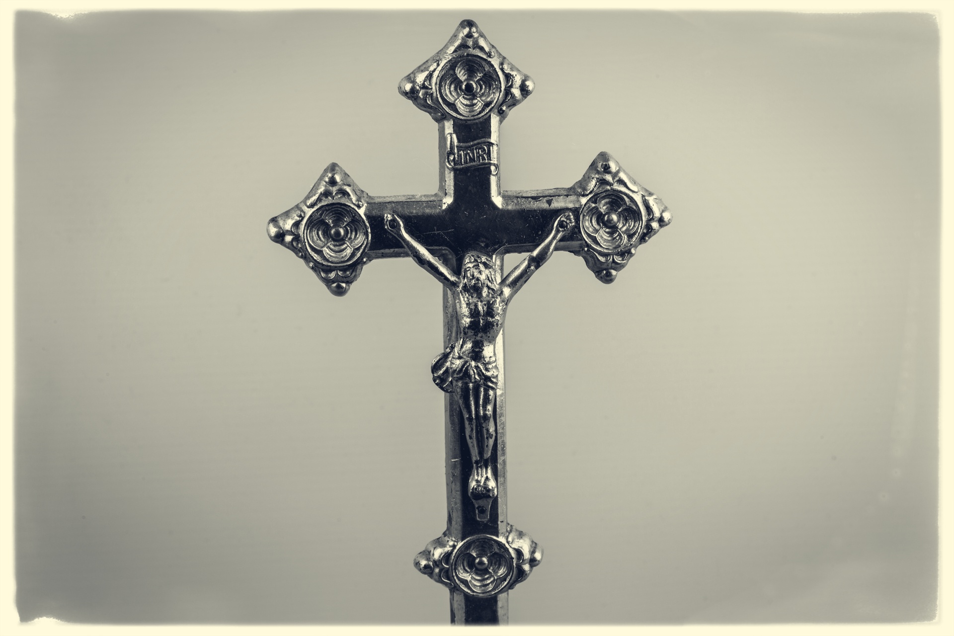 crucifix catholicism symbol free photo