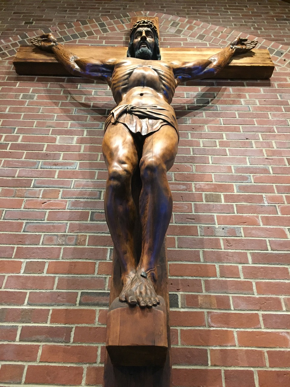 crucifix jesus church free photo