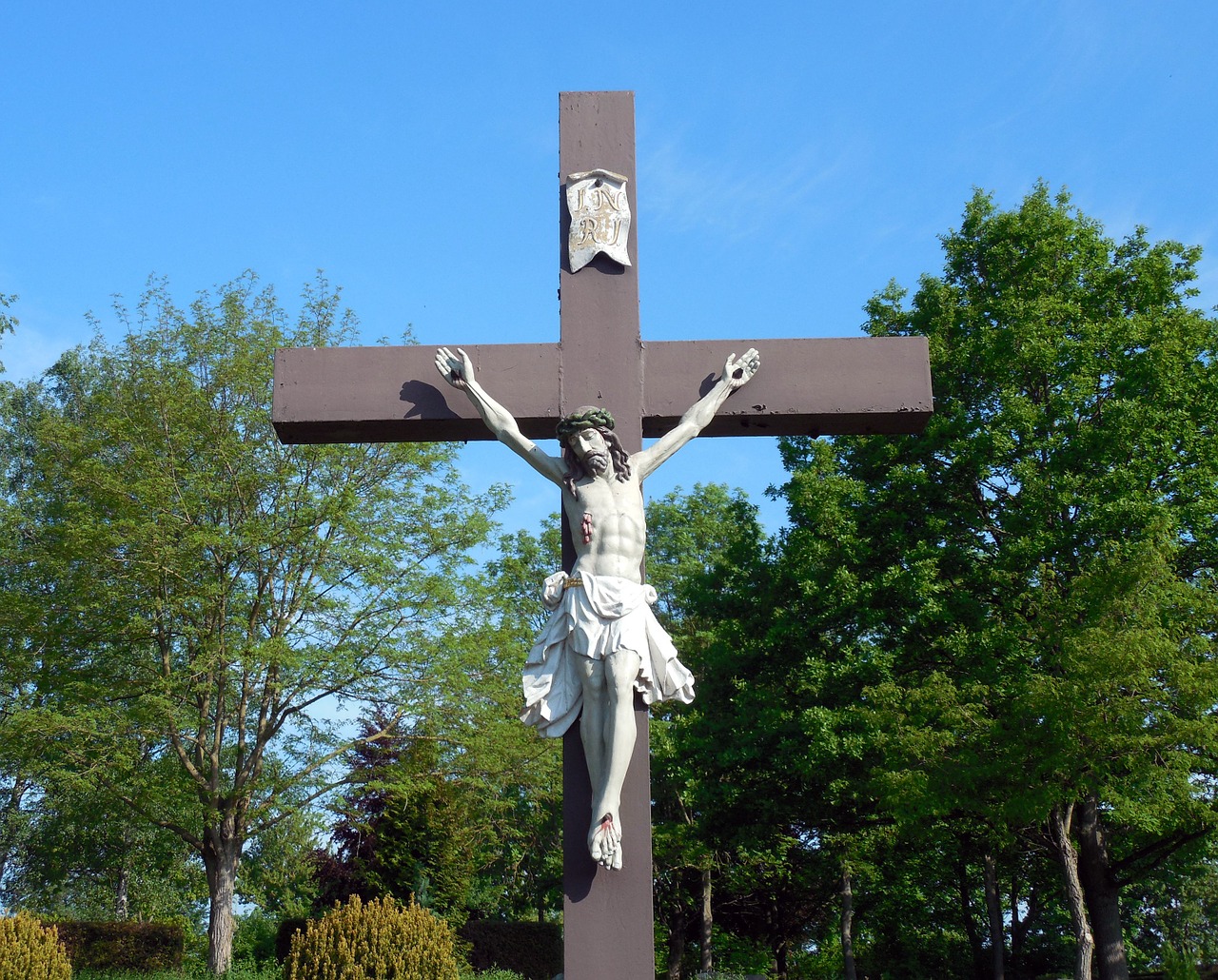 crucifix religion cross free photo