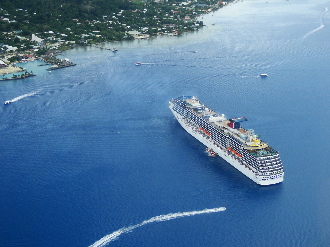 cruise aerial ship free photo