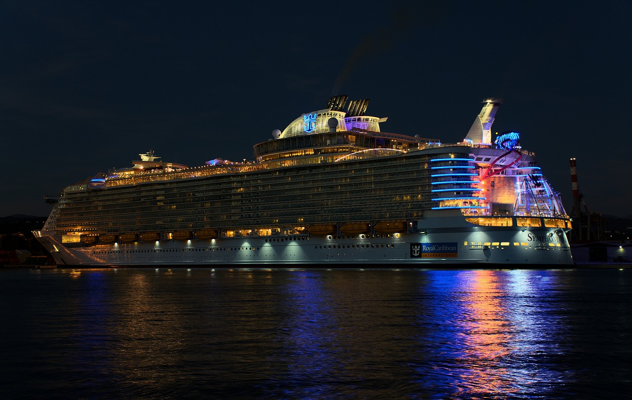 cruise  sea  ship free photo