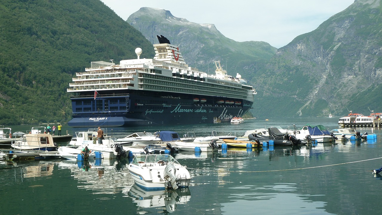 cruise ship norway free photo
