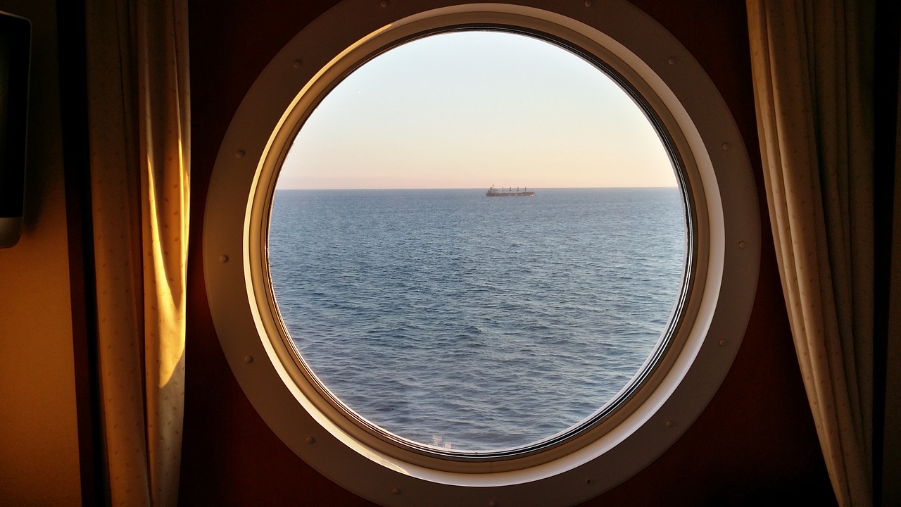 cruise cabin porthole free photo