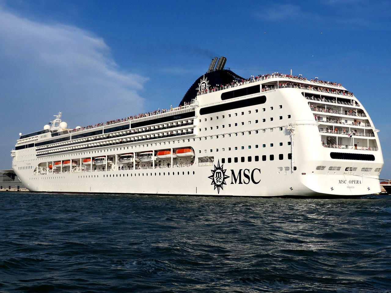 cruise liner venice cruise free photo