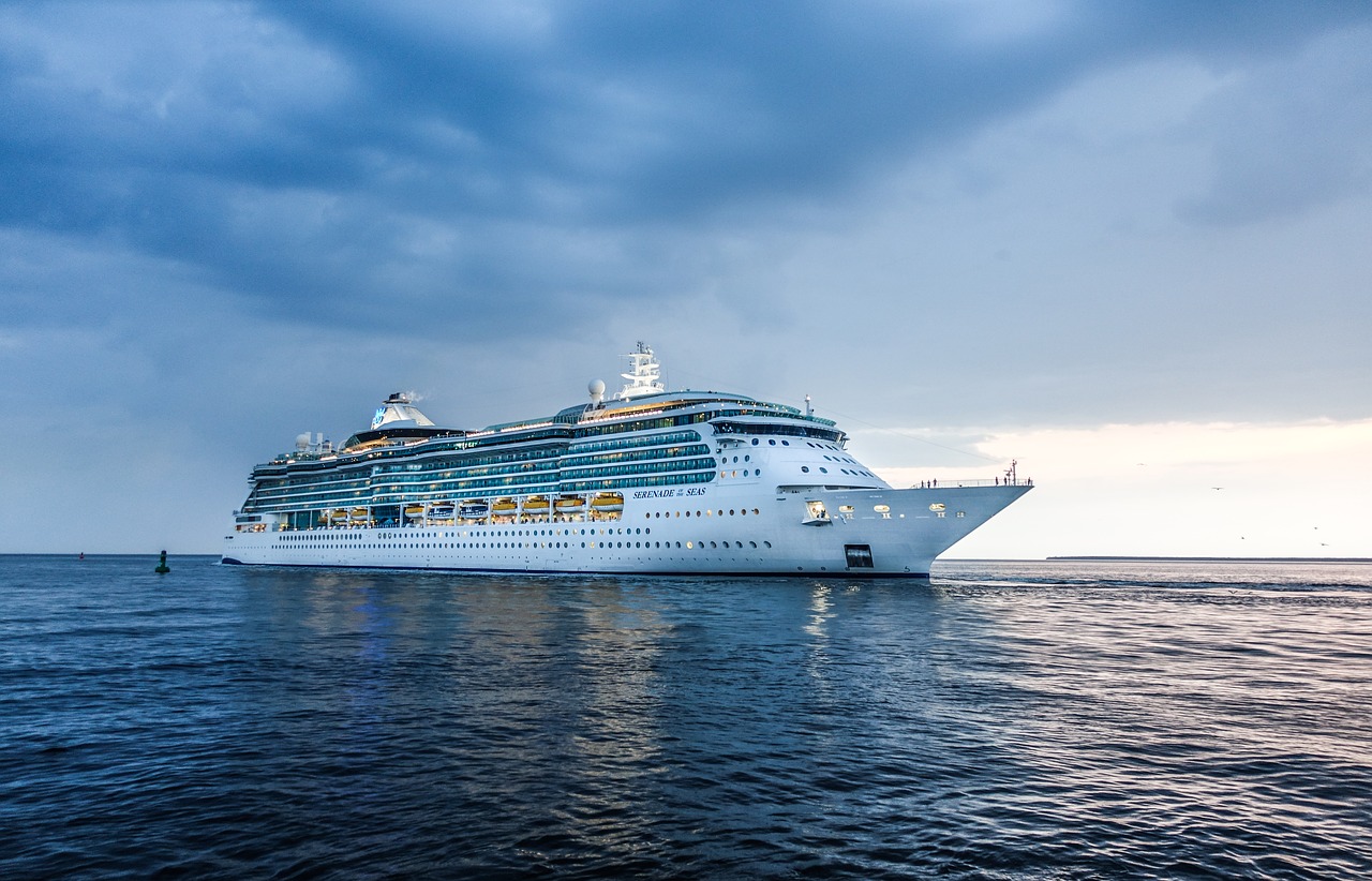 cruise ship  serenade-of-the-seas  ozeanriese free photo
