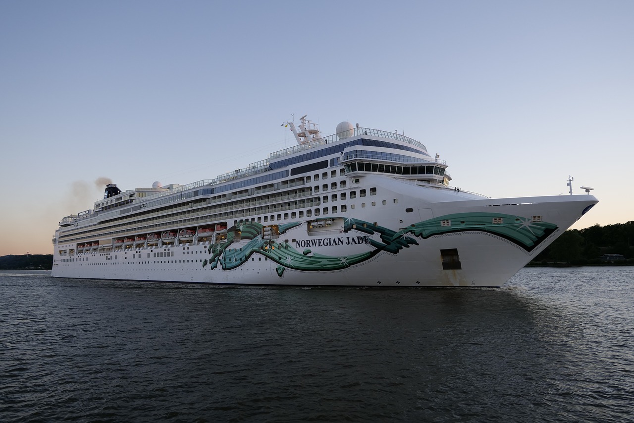 cruise ship  cruise  norwegian jade free photo