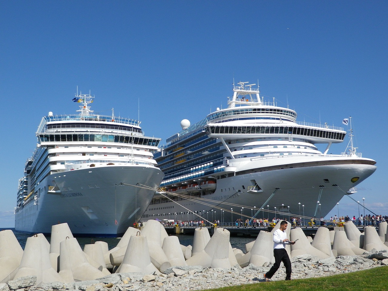 cruise ships baltic cruise ships cruising free photo