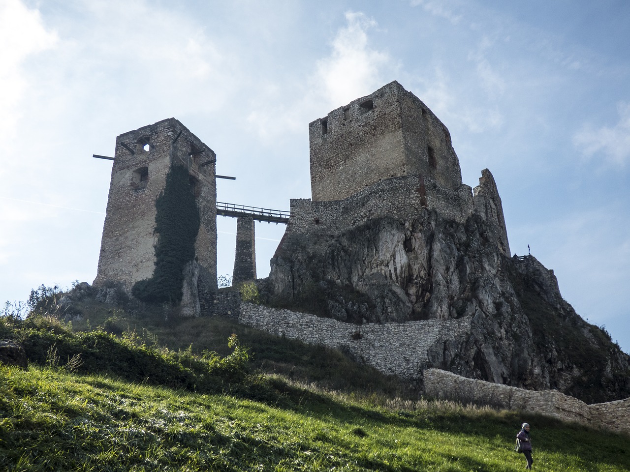 csesznek castle castle ruins free photo