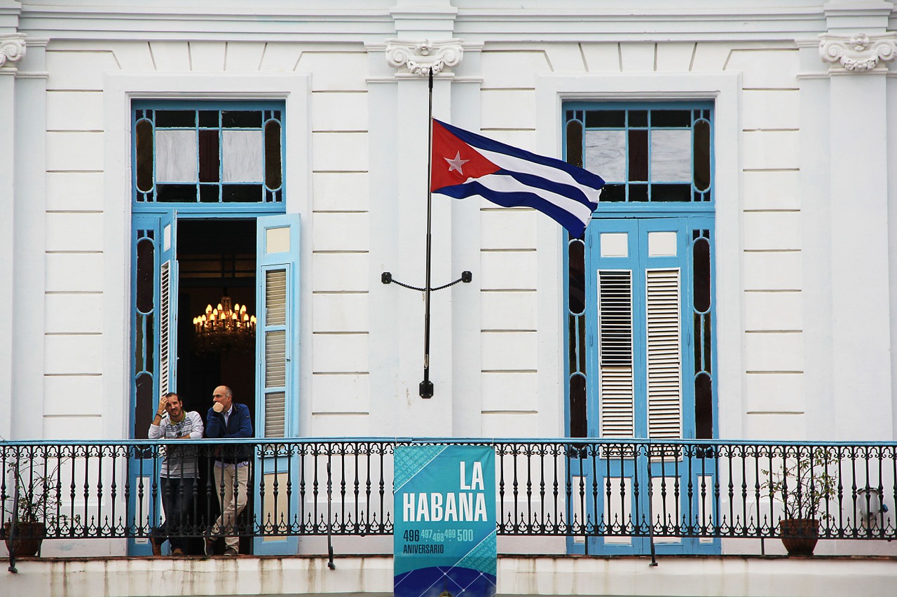 cuba flag facade free photo