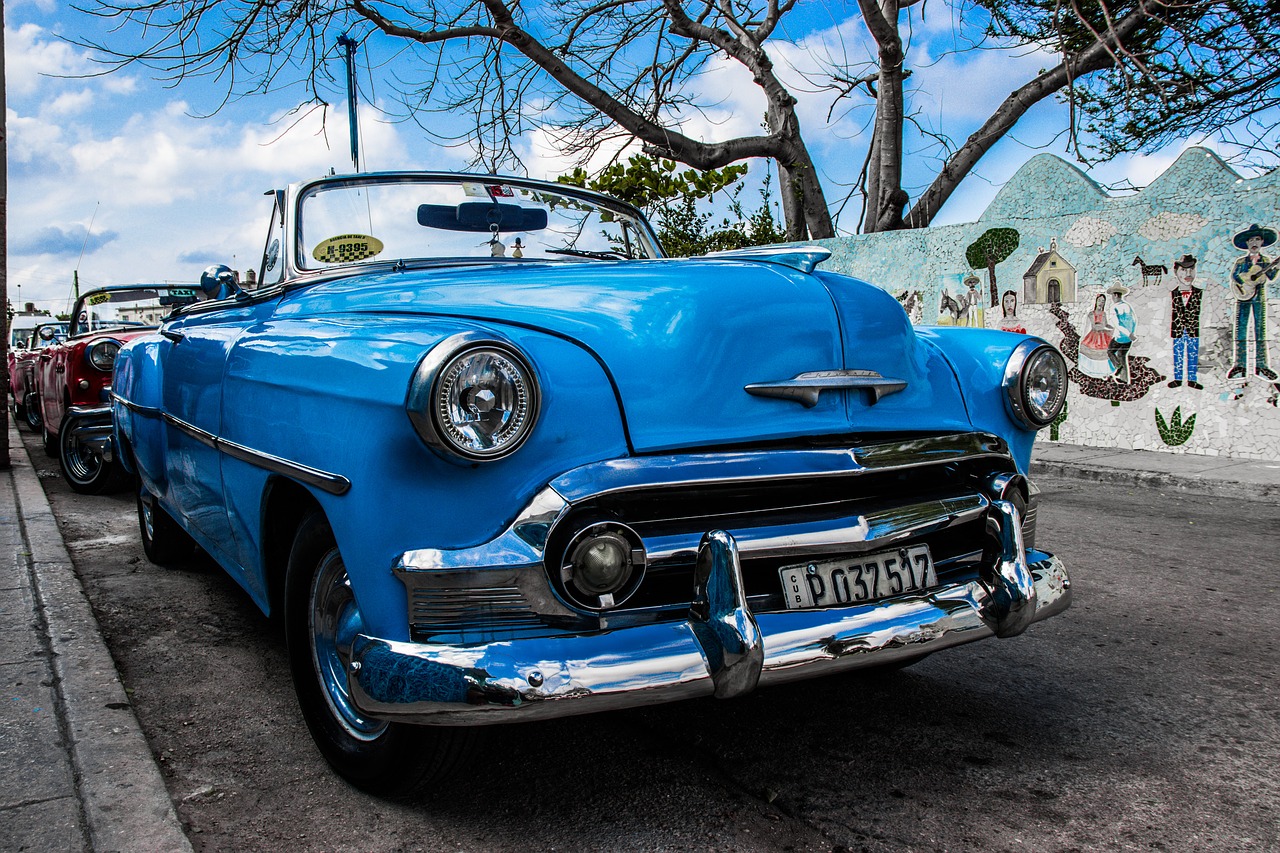 cuba  auto  vehicle free photo