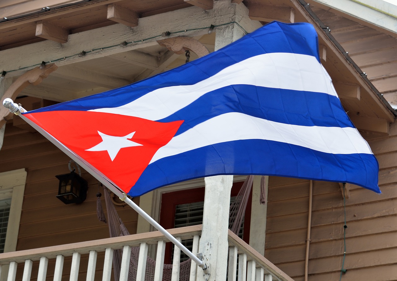 cuban flag havana cuba free photo