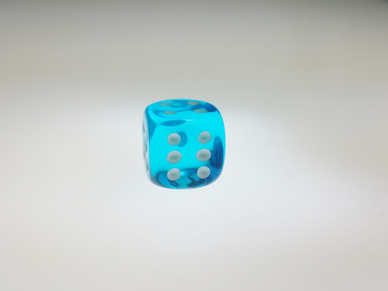 cube blue luck free photo