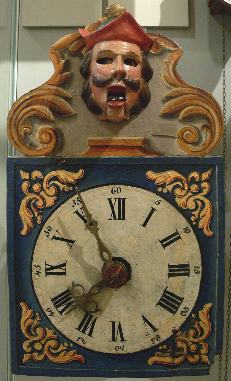 cuckoo clock black forest clock free photo