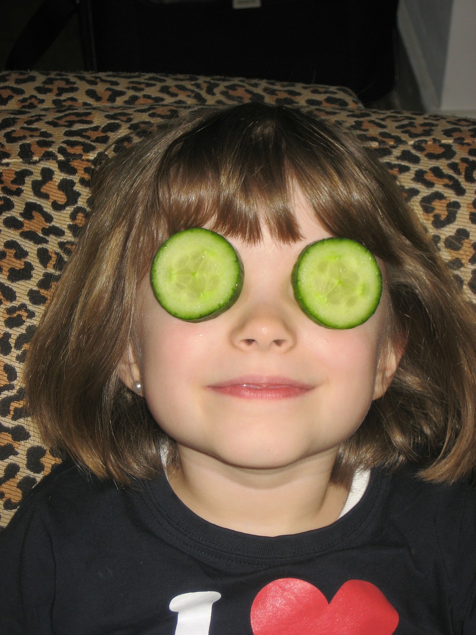 cucumber mask child free photo