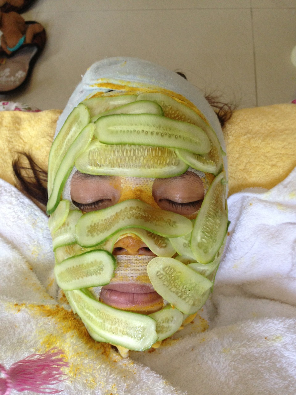 cucumber cucumber facial facial treatment free photo