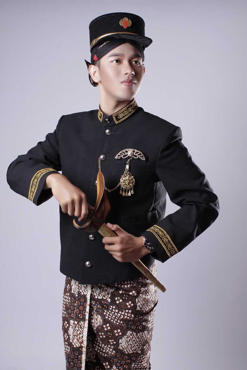culture man  traditional  indonesian free photo