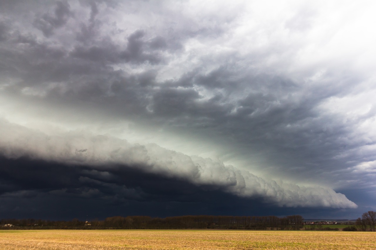 cumulonimbus  storm hunting  meteorology free photo