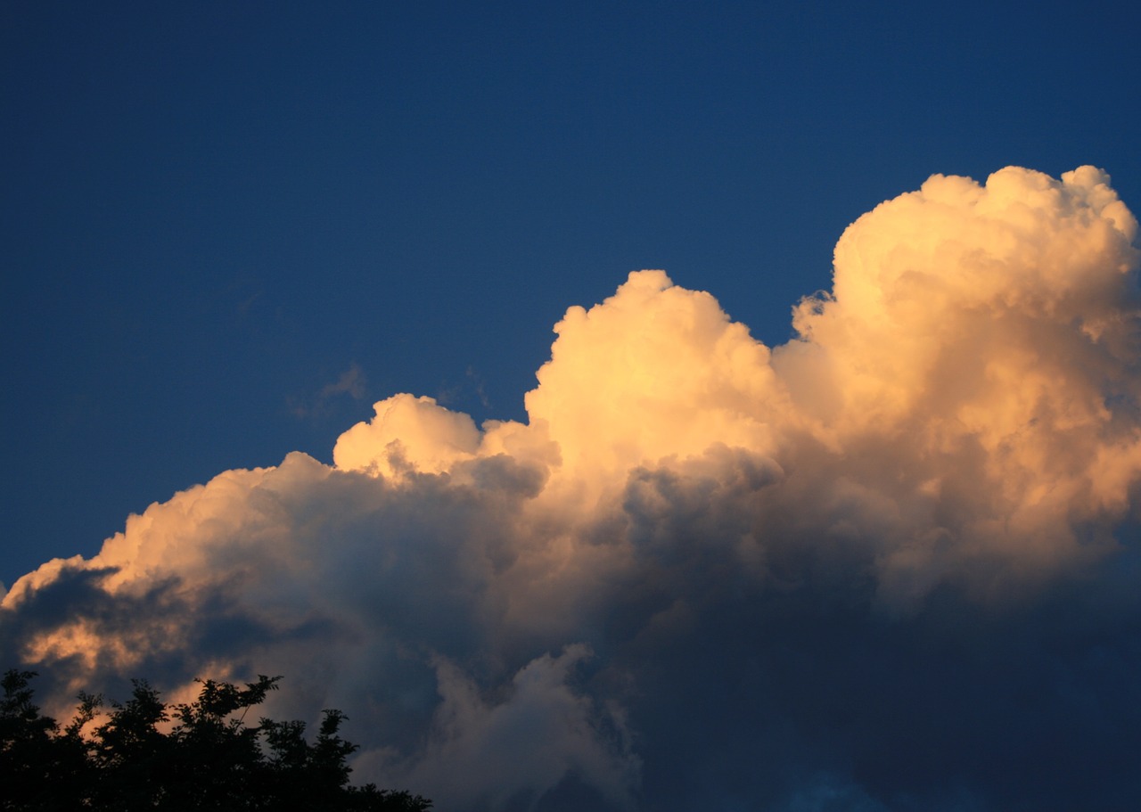 cumulus cloud large free photo