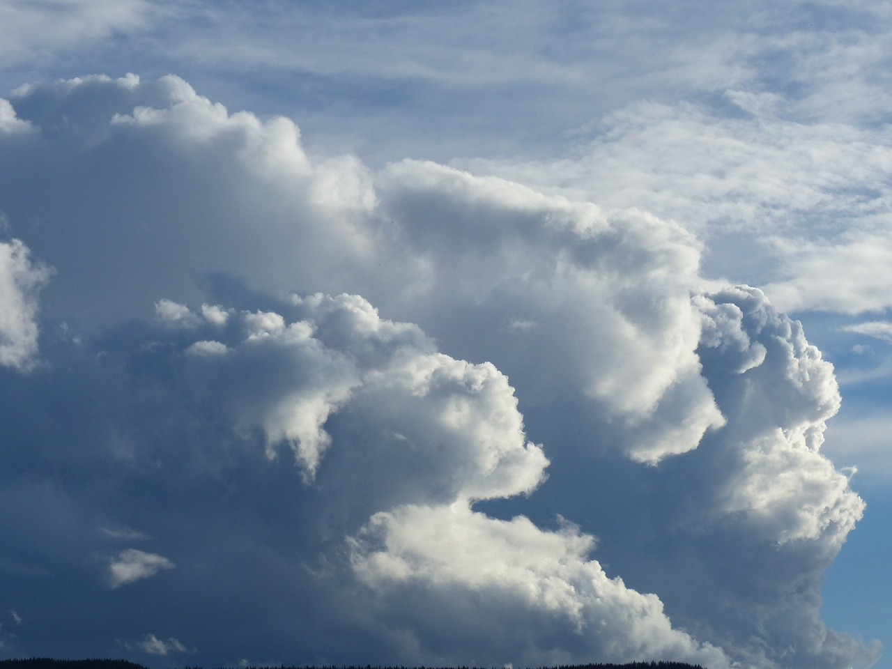 cumulus cloud dramatic sky free photo
