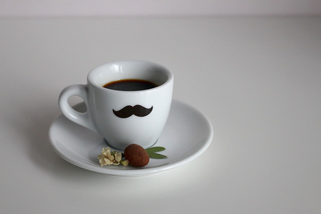 cup  kaffeen  coffee cup free photo