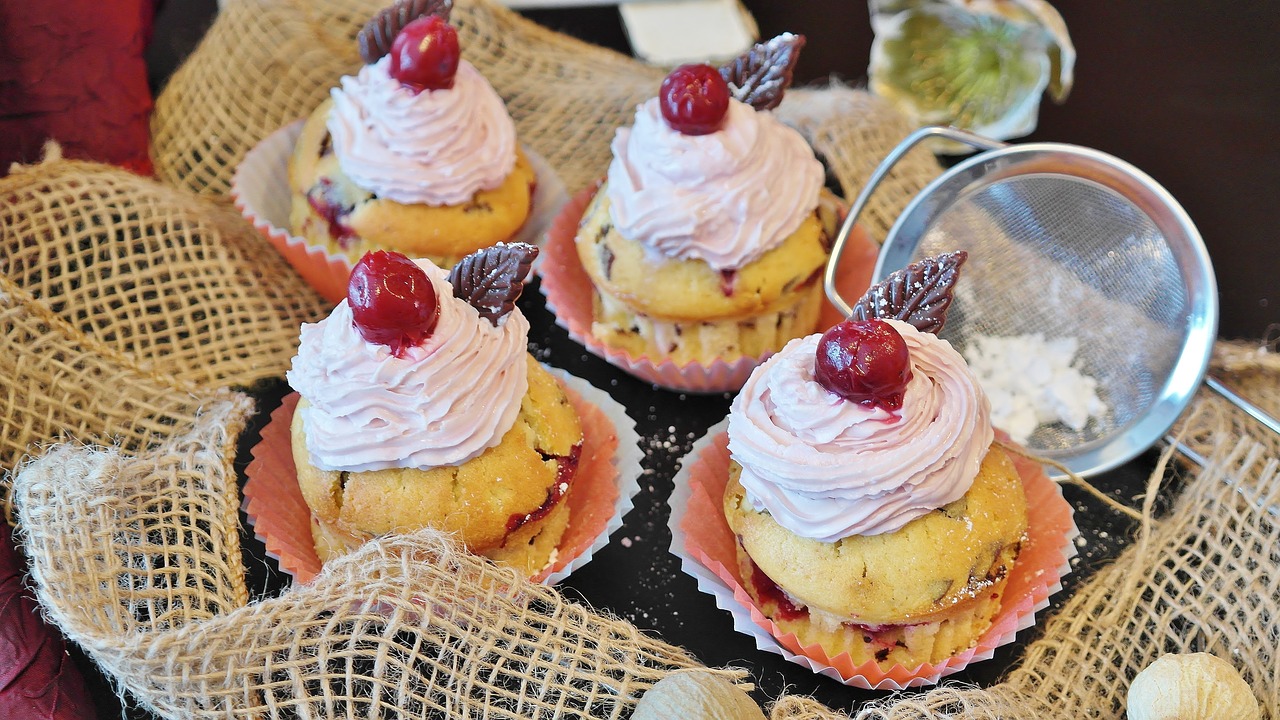 cupcake muffin cake free photo