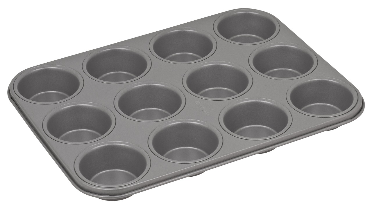 cupcake tin form free photo