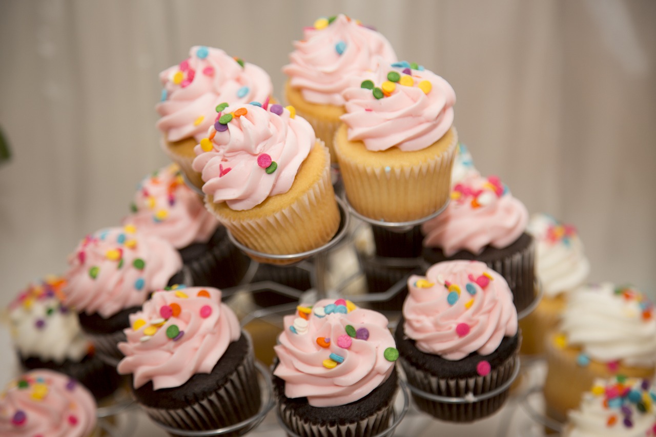 cupcake dessert food free photo