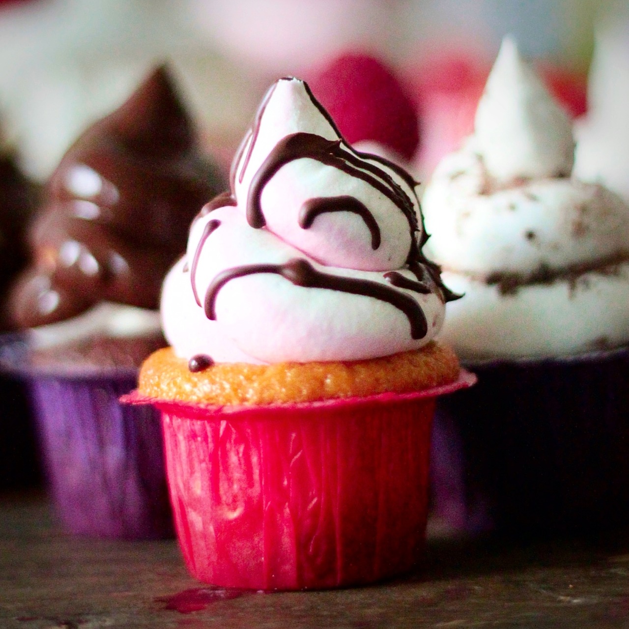 cupcake chocolate bake free photo