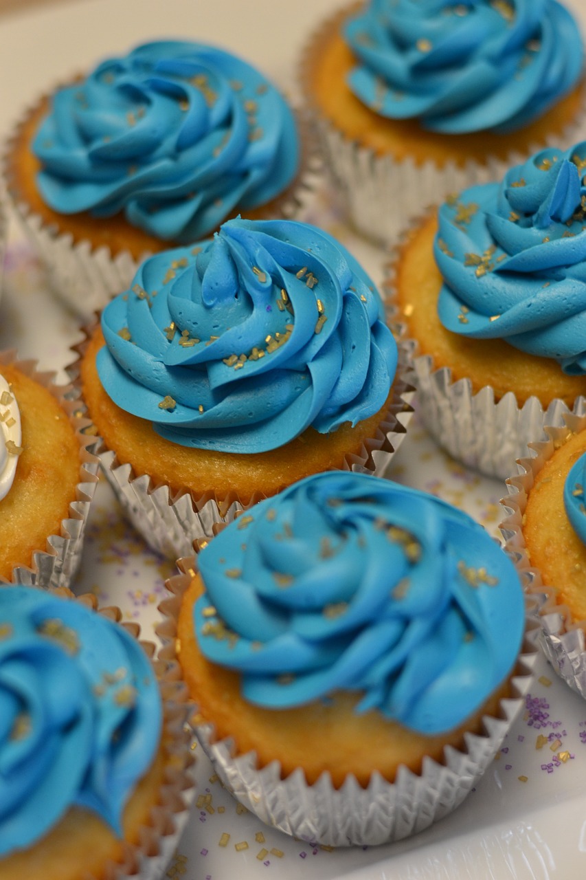 cupcake dessert blue free photo
