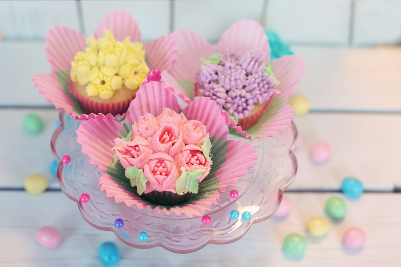cupcakes floral pastel free photo