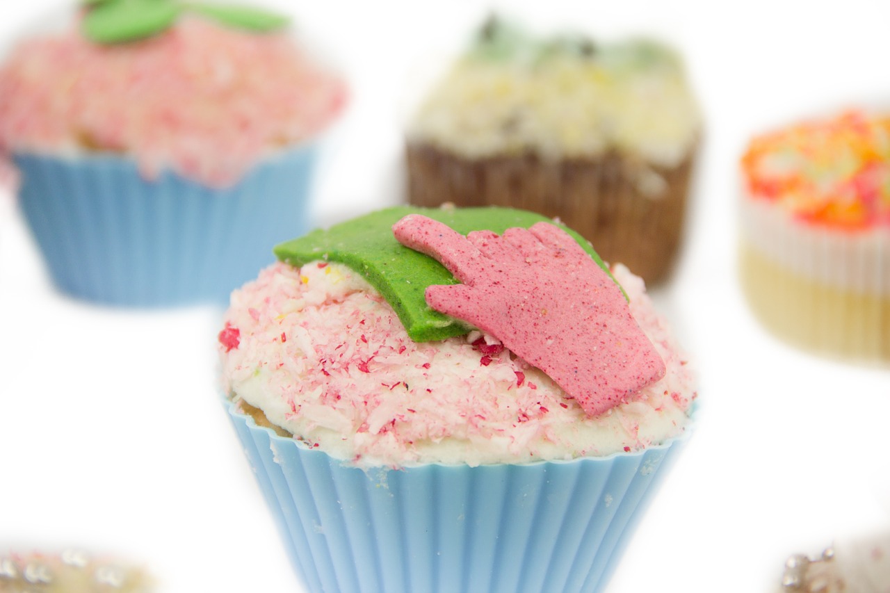 cupcakes sweets sweet free photo