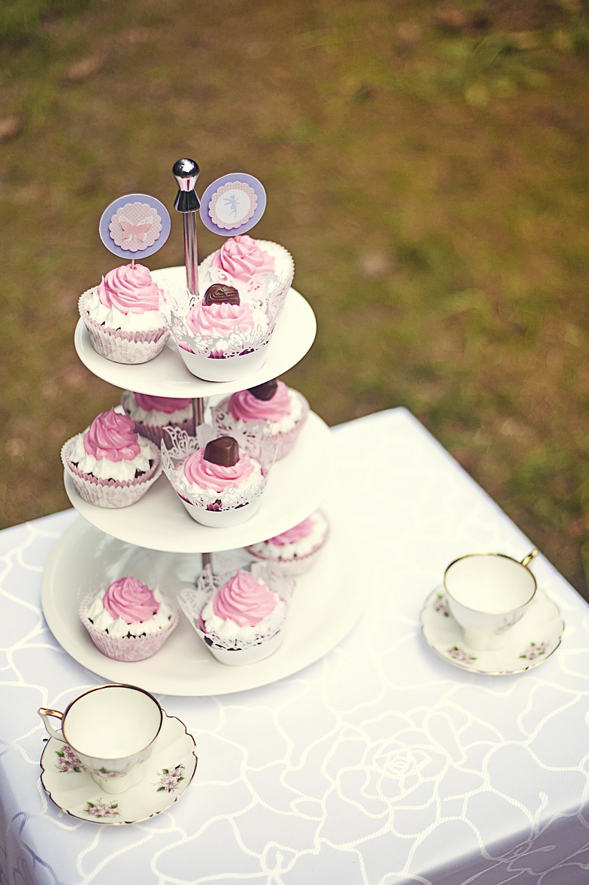 cupcakes party celebrate free photo