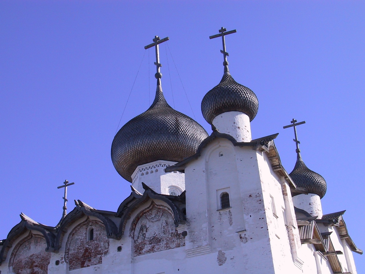 cupolas russia monastery free photo