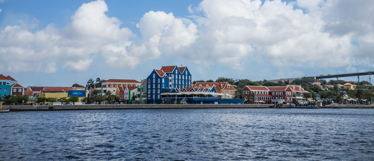 curacao town architecture free photo