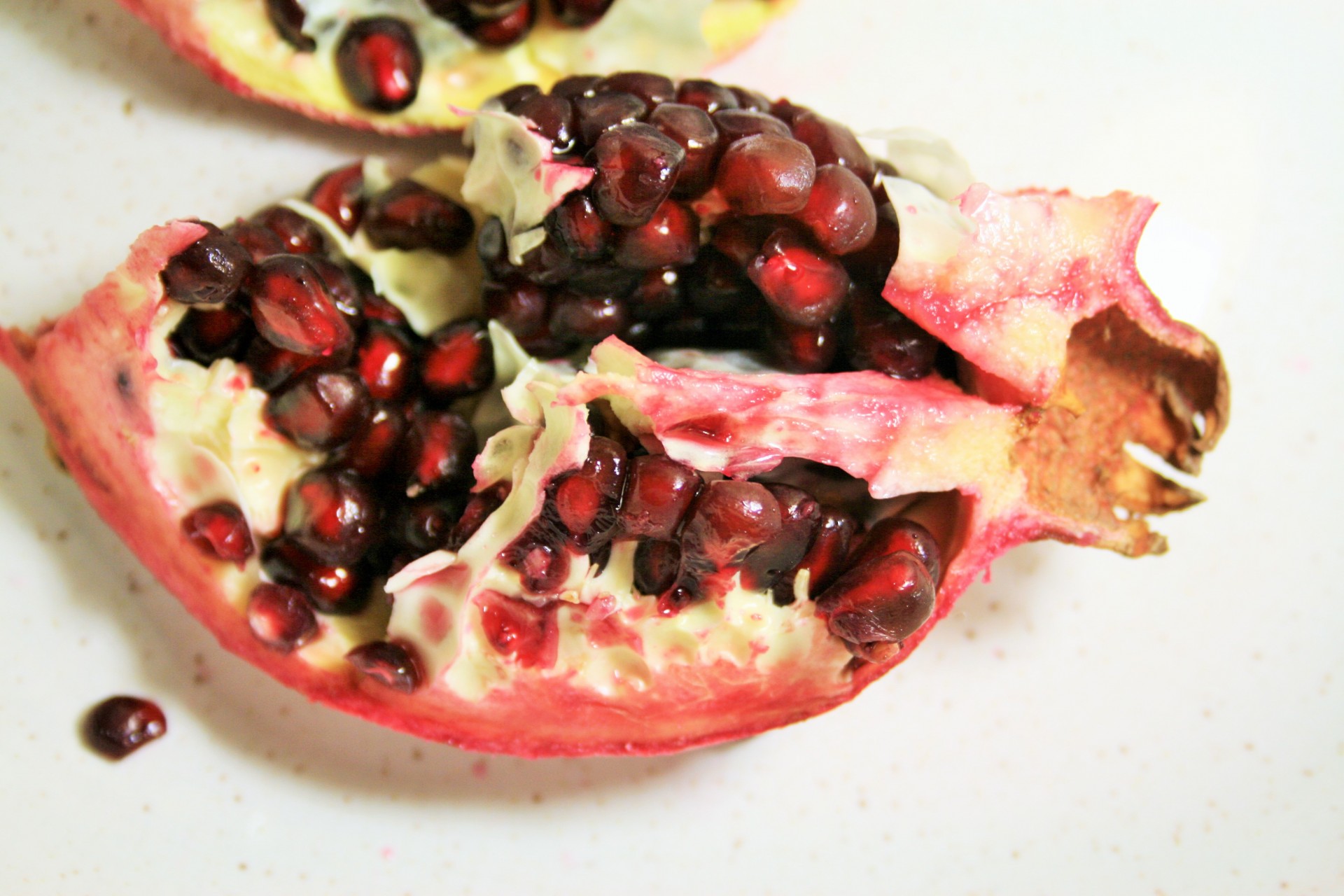fruit pomegranate open free photo