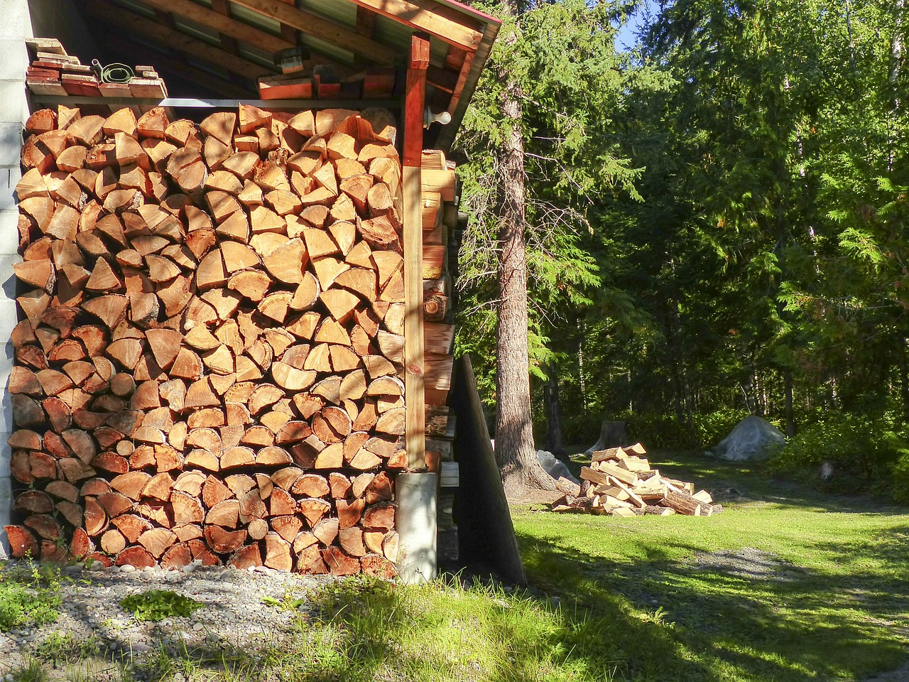 cutted wood stack free photo