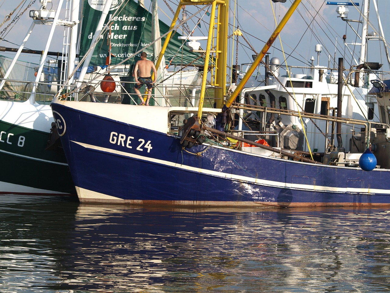 cutter fishing vessel shrimp free photo