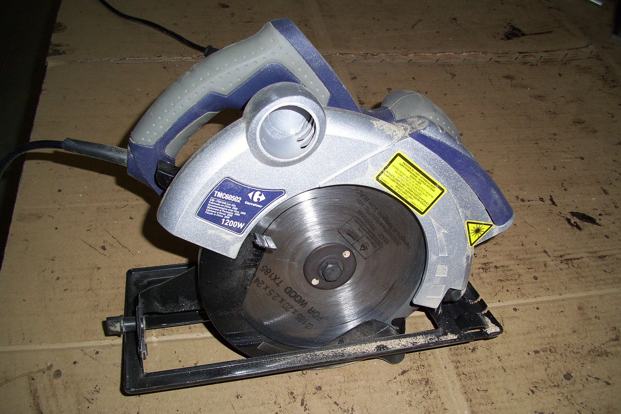 cutting machine sierra cutter free photo