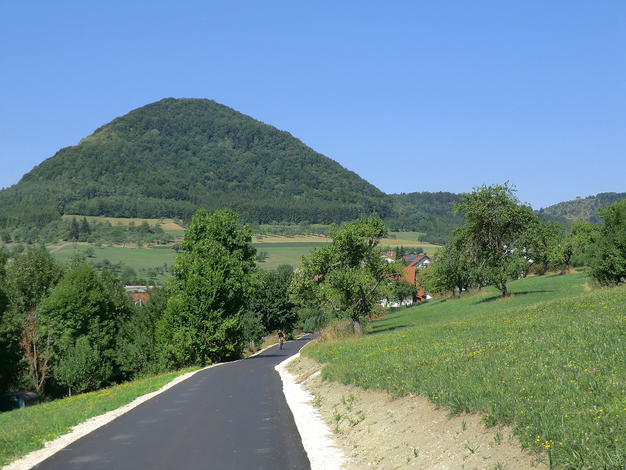 weigoldsberg fils valley cycle path free photo