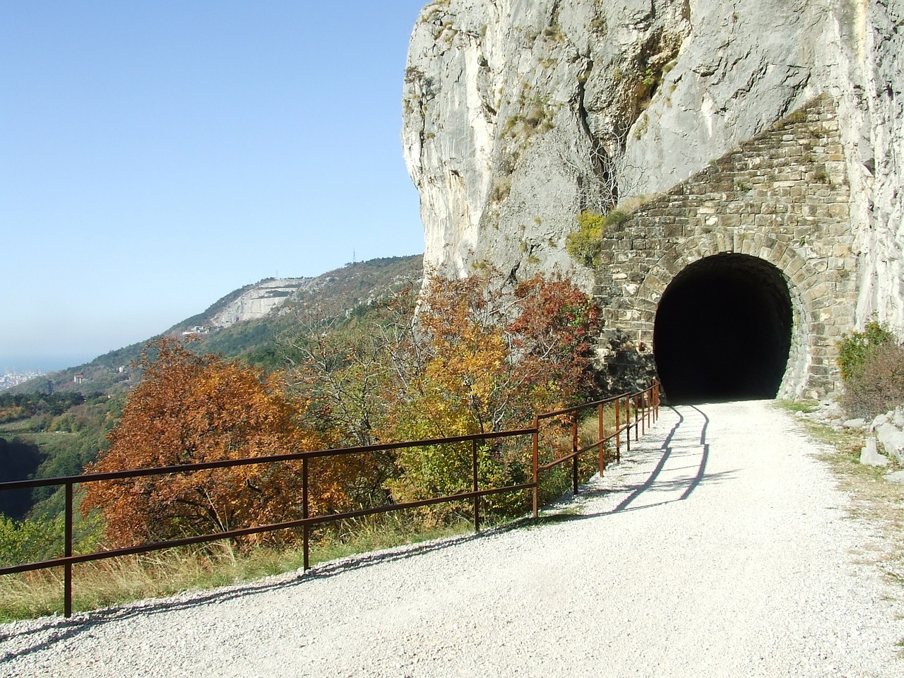 cycle track val rosandra walk free photo