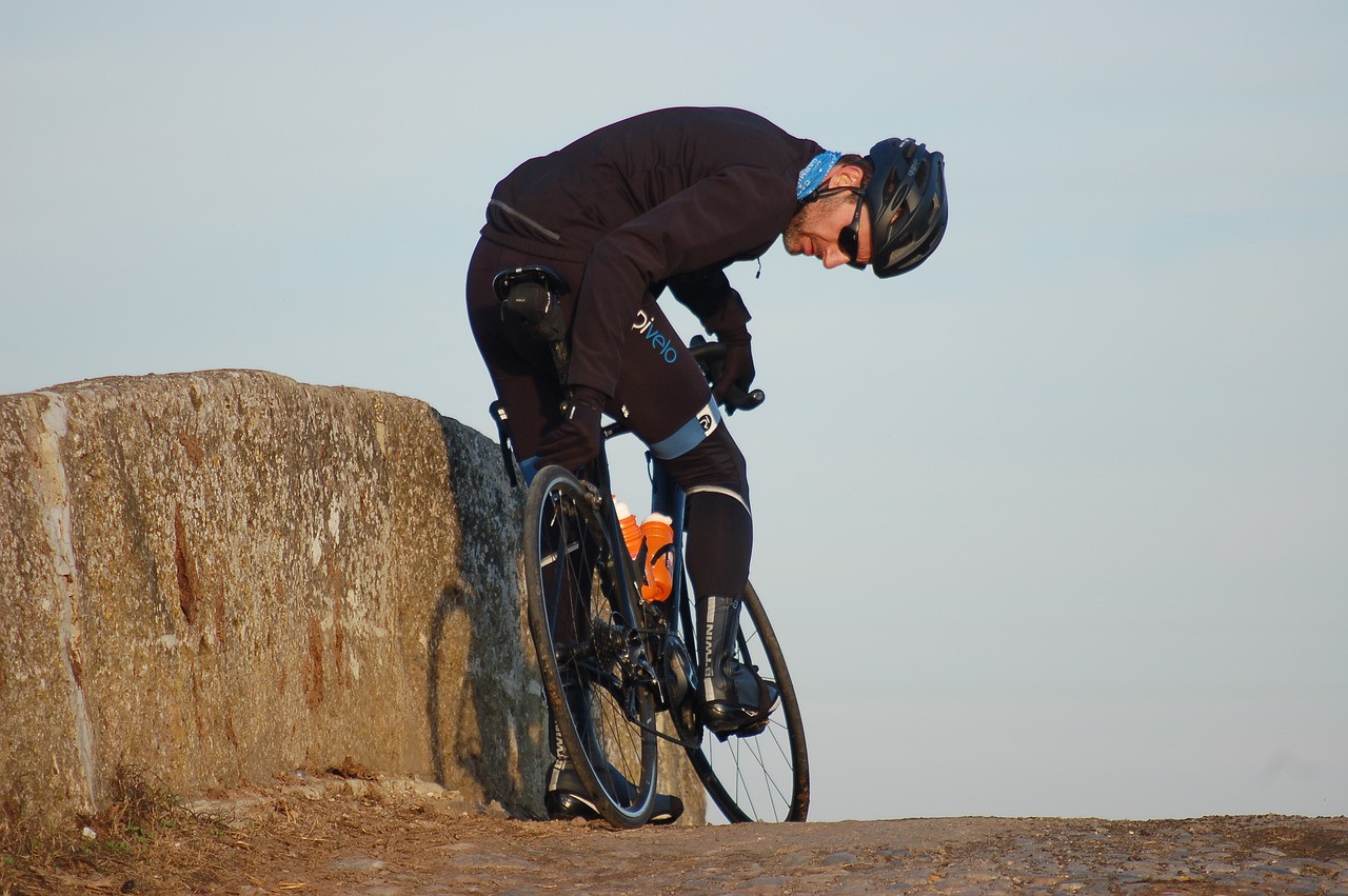 cyclist  winter  fitness free photo